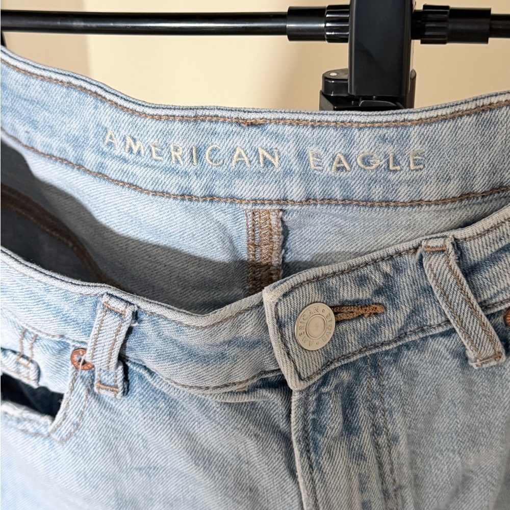American Eagle Ripped straight Jeans - Picture 2 of 5